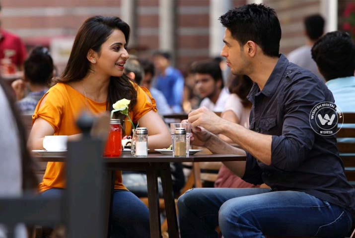 /media/k2/galleries/64673/Aiyaary-02