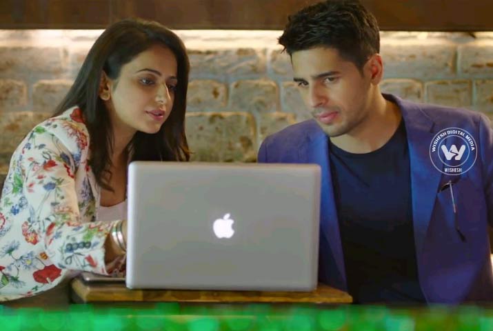 /media/k2/galleries/64673/Aiyaary-06