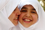 eid across the world, muslims celebrated ramzon, eid mubarak 2019 millions of muslims across the globe celebrates the end of ramadan, Worshipers