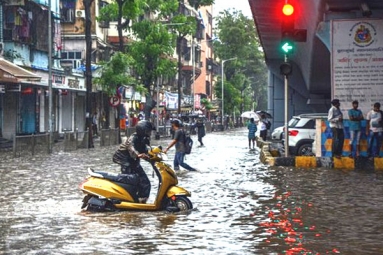 Heavy Rains Lash Mumbai, Over 1,300 Rescued