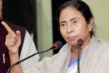 &lsquo;I will throw Modi out of Indian politics&rsquo; - Mamatha Banerjee