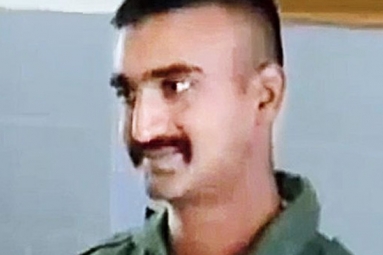 IAF Pilot Abhinandan Varthaman&rsquo;s Family to Receive Him at Wagah Border