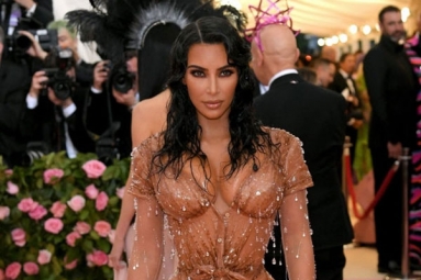 Kim Kardashian Reveals She Charges Around $5 Lakh for a Single Post on Instagram