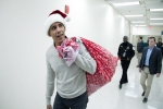Children's National hospital, Children's National hospital, obama turns santa to cheer up sick kids in washington, President barak obama