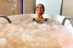 Ice Bath training, Ice Bath latest, seven health benefits of ice bath, Happy