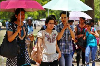 Heat waves hit hard on India, over 500 dead