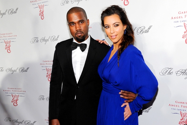 Kim Kardashian and Kanye West buys $20 million dream mansion},{Kim Kardashian and Kanye West buys $20 million dream mansion