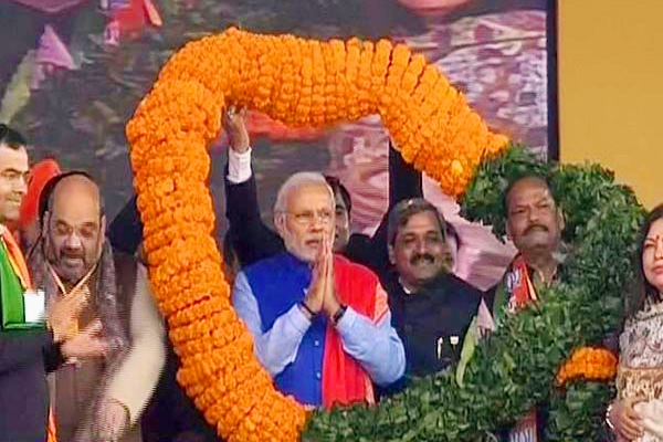 PM Modi: Give right men right work},{PM Modi: Give right men right work