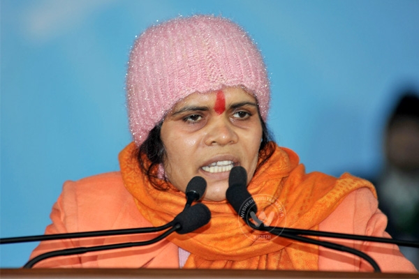 Sadhvi Prachi asks Hindus to Boycott Khans&rsquo; MoviesSadhvi Prachi asks Hindus to Boycott Khans&rsquo; Movies},{Sadhvi Prachi asks Hindus to Boycott Khans&rsquo; Movies