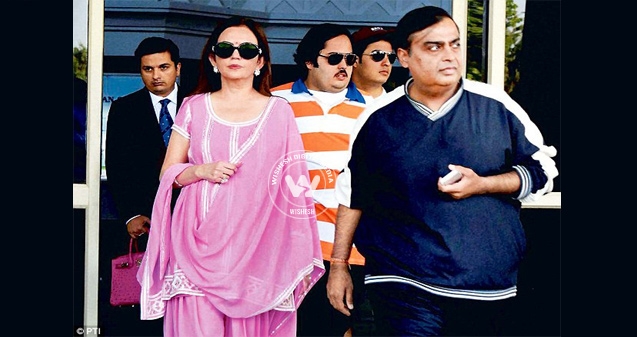Royal 50th birthday for Nita Ambani},{Royal 50th birthday for Nita Ambani