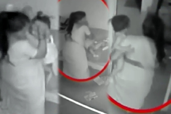 Caretaker harasses 11 months baby in Pune},{Caretaker harasses 11 months baby in Pune