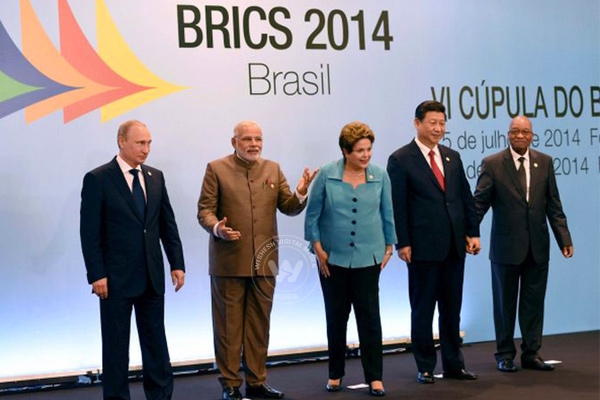 Narendra Modi shines at BRICS summit},{Narendra Modi shines at BRICS summit