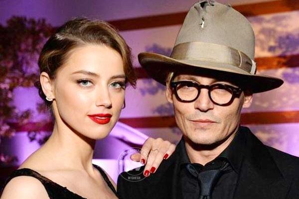 Now nude pics of Amber Heard leaks on the Internet},{Now nude pics of Amber Heard leaks on the Internet