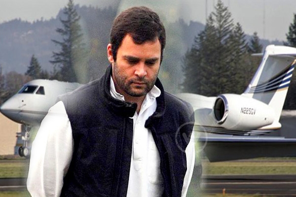 Rahul Gandhi landed in New Delhi},{Rahul Gandhi landed in New Delhi