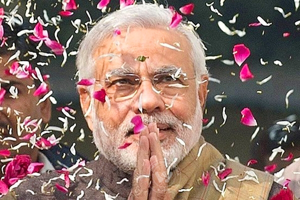 No honeymoon phase for Modi ministers, PM blogs},{No honeymoon phase for Modi ministers, PM blogs