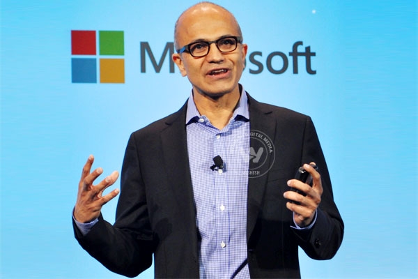 Satya nadella Microsoft CEO apologizes},{Satya nadella Microsoft CEO apologizes