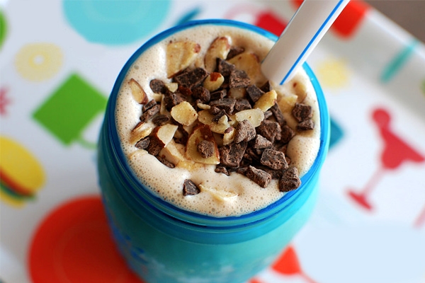Wake up to yummy Almond Joy Milkshake