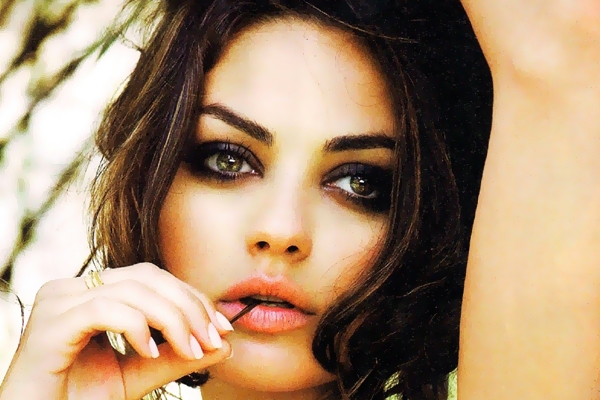 What is pregnant Mila Kunis craving for?},{What is pregnant Mila Kunis craving for?