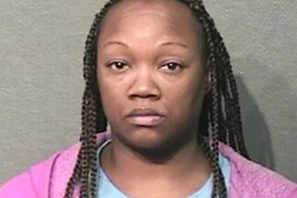Houston 911 operator charged after hanging up on callers !!