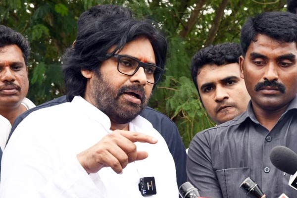 Pawan Kalyan's Exemplary Leadership during the Crisis