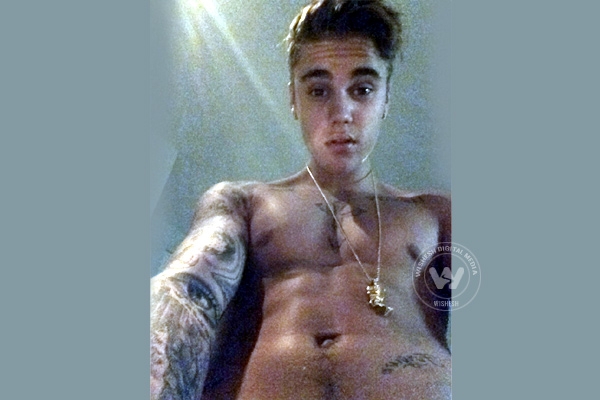 Justin Bieber does it again},{Justin Bieber does it again