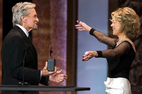 Jane Fonda gets Life Achievement Award},{Jane Fonda gets Life Achievement Award