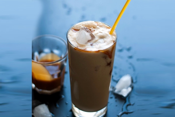 Kick start your day with Apple Soya Shake