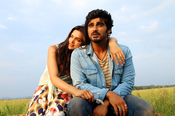 Bollywood appreciates 'Finding Fanny'},{Bollywood appreciates 'Finding Fanny'