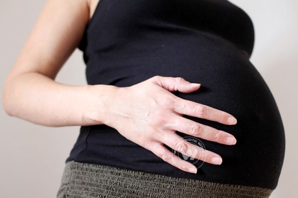 Why moms-to-be should eat peanuts?},{Why moms-to-be should eat peanuts?