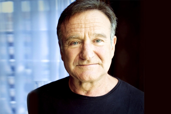 Robin Williams found dead at home, suicide suspected },{Robin Williams found dead at home, suicide suspected 