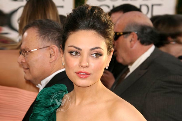 Mila Kunis voted the most stylish pregnant celeb in Hollywood},{Mila Kunis voted the most stylish pregnant celeb in Hollywood
